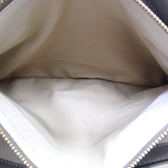 Auth Chloe Faye Bag, Crossbody Bag in Very Good Cond - Picture 7 of 10